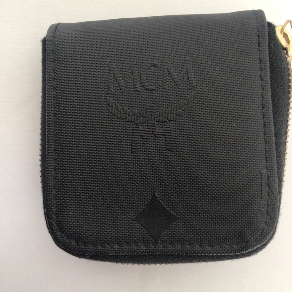 MCM VINTAGE MINI ZIPPERED COIN WALLET